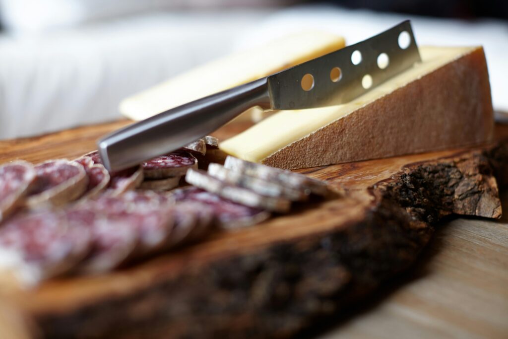 cooking-cheese-sausage-parmesan-162850-162850